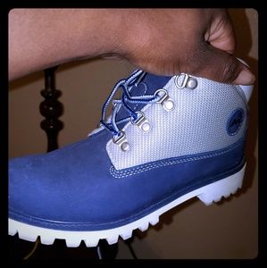 Shoes from size 9 in woman to 10